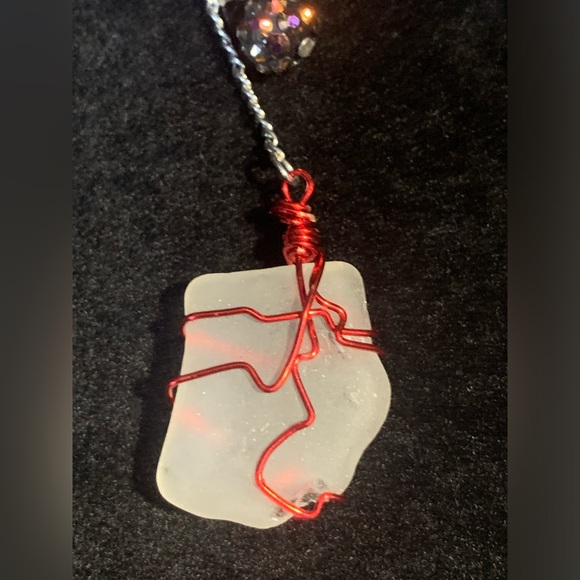 White Seaglass Key Chain Wrapped in Red Wire Beads Cape Breton - Picture 5 of 6